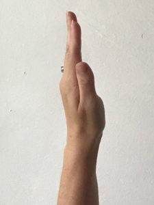 nerve gliding flat hand with neutral wrist